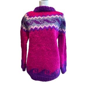 100% wool M unique berry colored thick sweater made in Ecuador